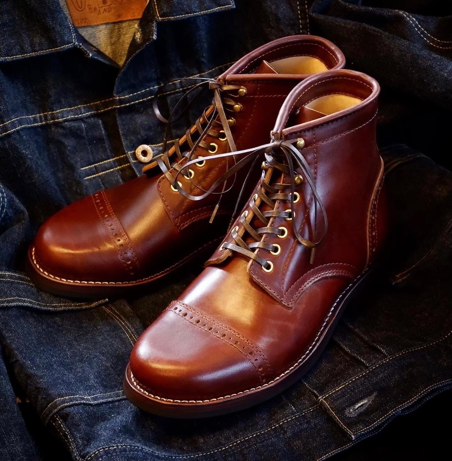 LACE UP BOOTS ANCHOR
